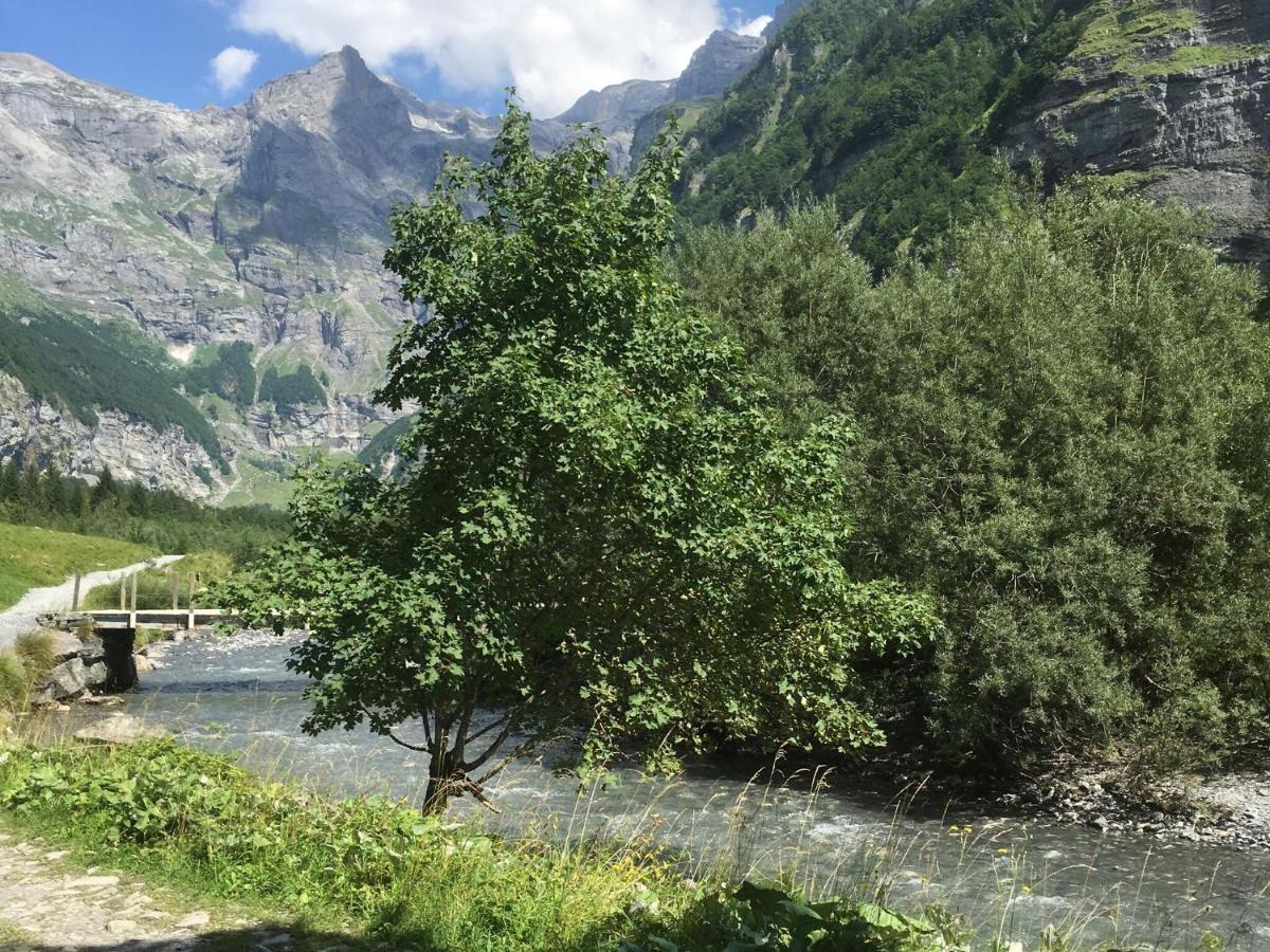 Apartment In Northern Alps With Skiing Nearby لي جيه المظهر الخارجي الصورة