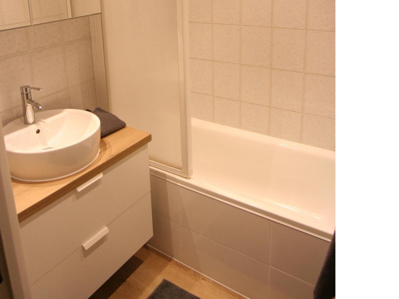 Apartment In Northern Alps With Skiing Nearby لي جيه المظهر الخارجي الصورة